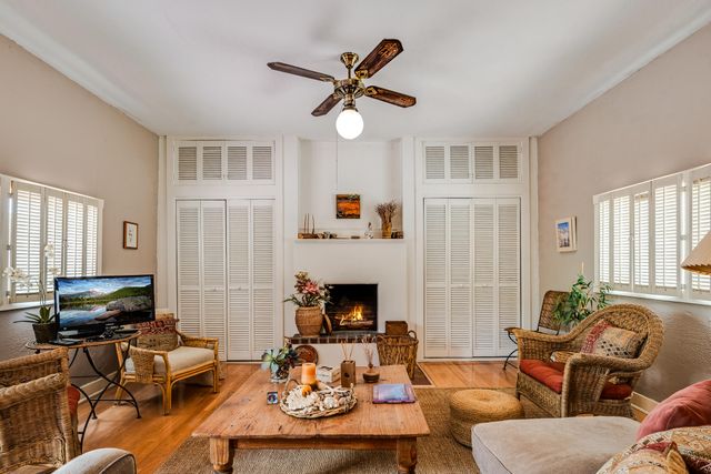 506 11TH Street NW, Albuquerque, NM 87102