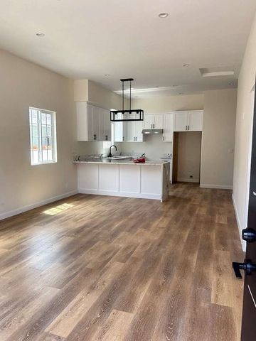 1475 E 57TH ST, Los Angeles, CA 90011