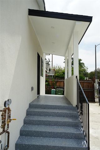 1475 E 57TH ST, Los Angeles, CA 90011