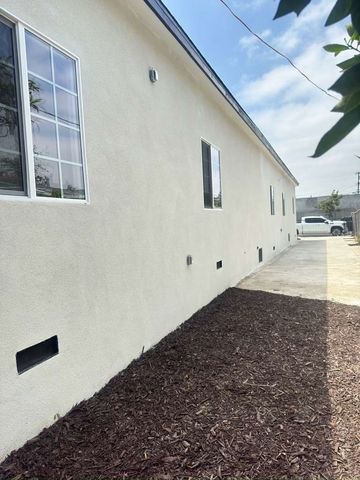 1475 E 57TH ST, Los Angeles, CA 90011
