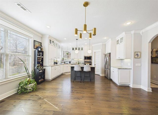 302 NW Shady Lane, Bentonville, AR 72712