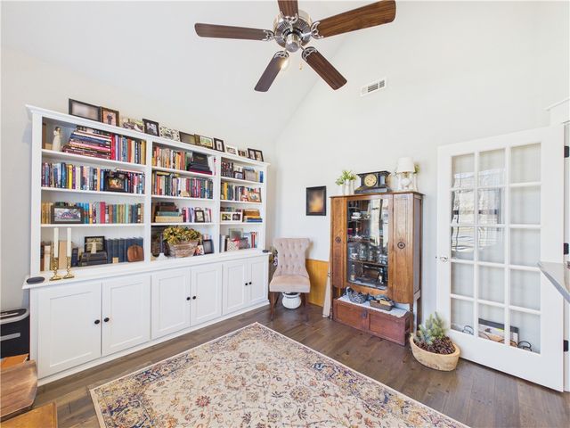 302 NW Shady Lane, Bentonville, AR 72712