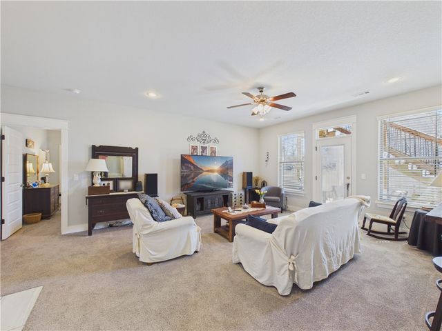 302 NW Shady Lane, Bentonville, AR 72712