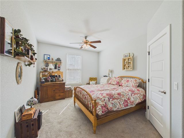 302 NW Shady Lane, Bentonville, AR 72712