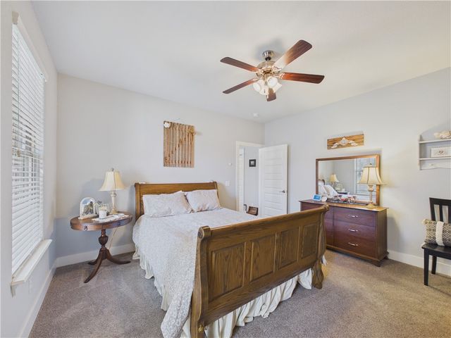 302 NW Shady Lane, Bentonville, AR 72712