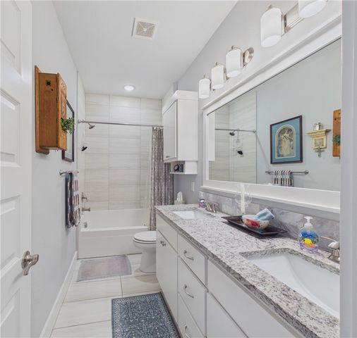 302 NW Shady Lane, Bentonville, AR 72712