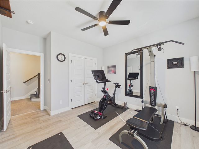 302 NW Shady Lane, Bentonville, AR 72712