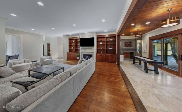 7001 Old Kent Drive, Knoxville, TN 37919