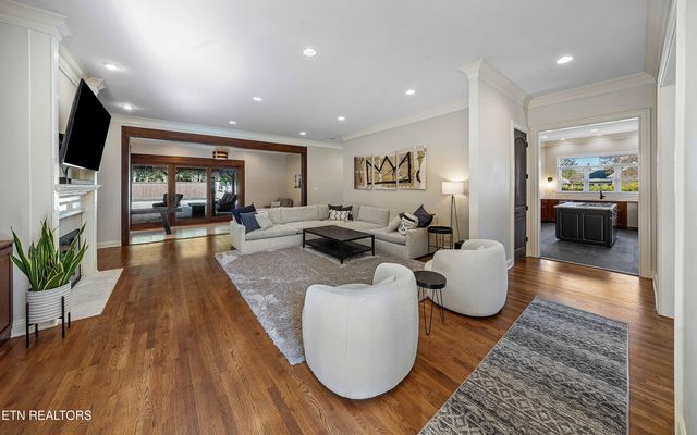 7001 Old Kent Drive, Knoxville, TN 37919