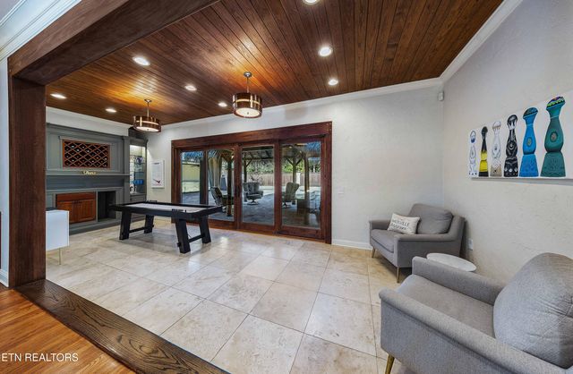 7001 Old Kent Drive, Knoxville, TN 37919