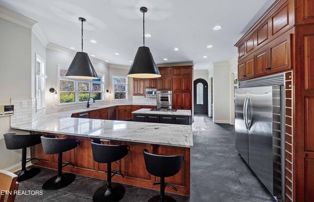 7001 Old Kent Drive, Knoxville, TN 37919