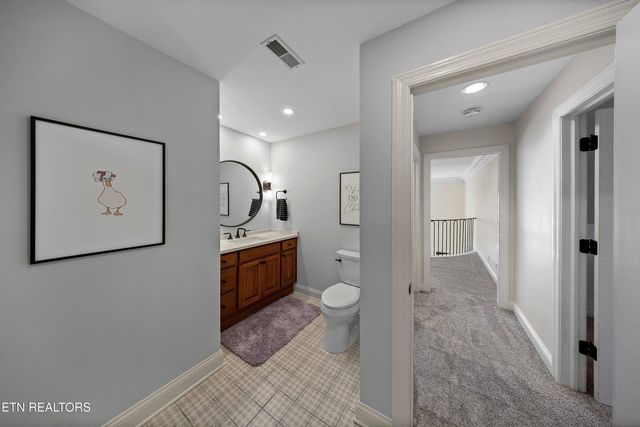 7001 Old Kent Drive, Knoxville, TN 37919