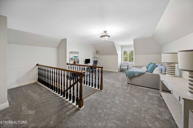 7001 Old Kent Drive, Knoxville, TN 37919