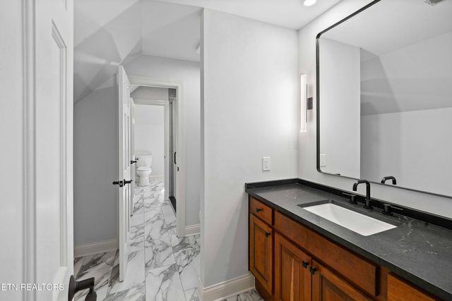 7001 Old Kent Drive, Knoxville, TN 37919