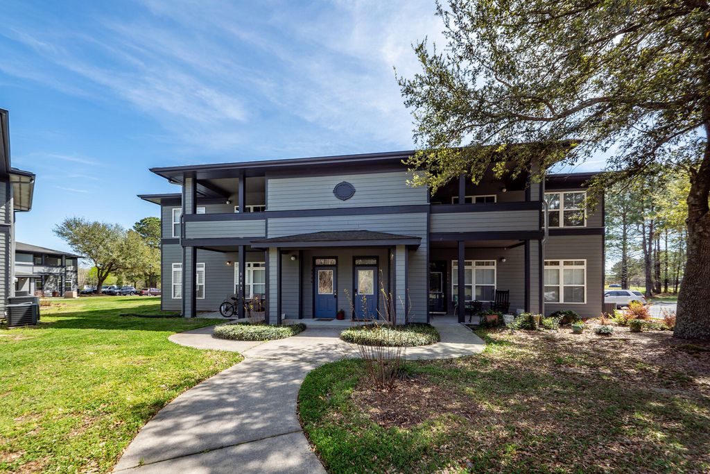 3106 Mariners Way, Moncks Corner, SC 29461