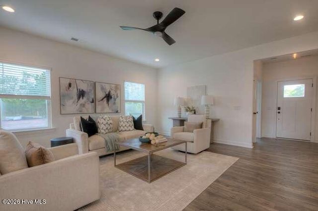 390 Lamer Loop 101, Shallotte, NC 28470