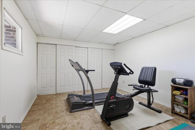 5605 SMOKE RISE LN, Fairfax Station, VA 22039