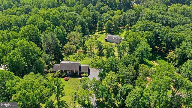 5605 SMOKE RISE LN, Fairfax Station, VA 22039