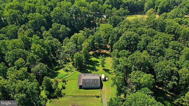 5605 SMOKE RISE LN, Fairfax Station, VA 22039