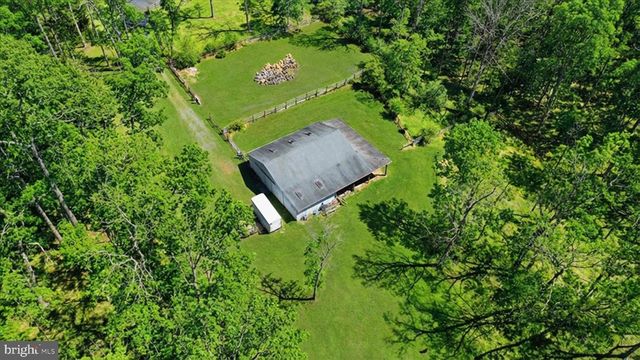 5605 SMOKE RISE LN, Fairfax Station, VA 22039