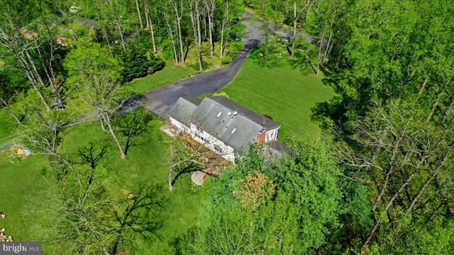 5605 SMOKE RISE LN, Fairfax Station, VA 22039