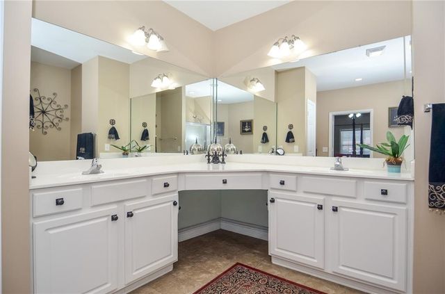 149 Villa Park Circle, Stone Mountain, GA 30087