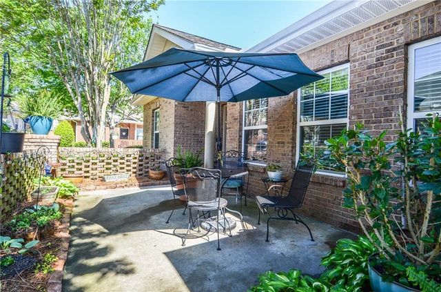 149 Villa Park Circle, Stone Mountain, GA 30087