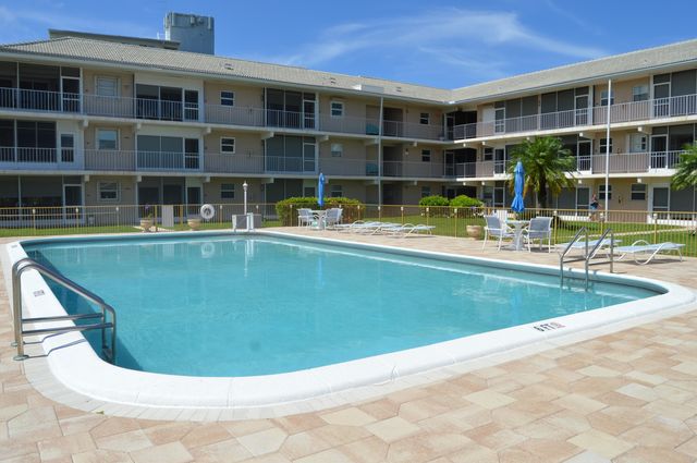 745 SE 19th Avenue 114, Deerfield Beach, FL 33441