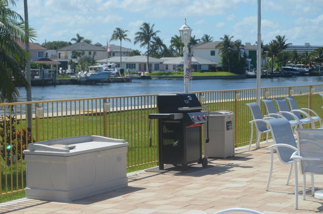 745 SE 19th Avenue 114, Deerfield Beach, FL 33441
