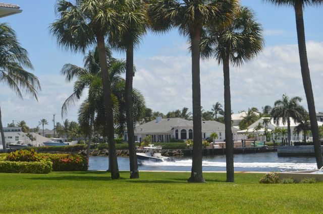 745 SE 19th Avenue 114, Deerfield Beach, FL 33441