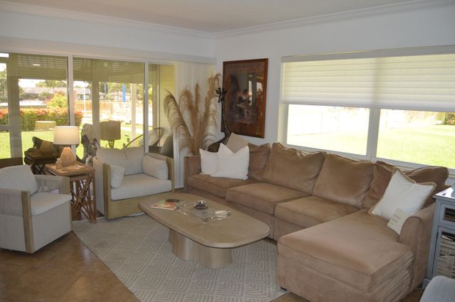 745 SE 19th Avenue 114, Deerfield Beach, FL 33441