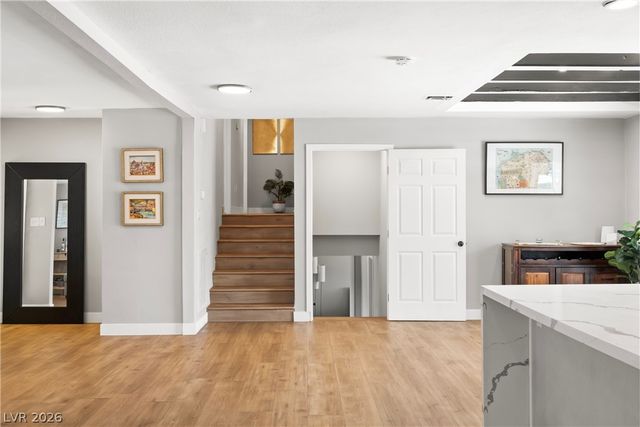 845 Kenny Way, Las Vegas, NV 89107