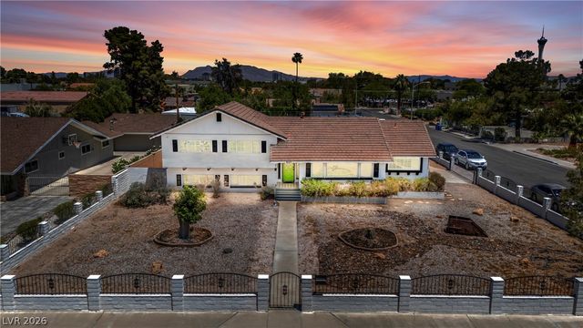 845 Kenny Way, Las Vegas, NV 89107