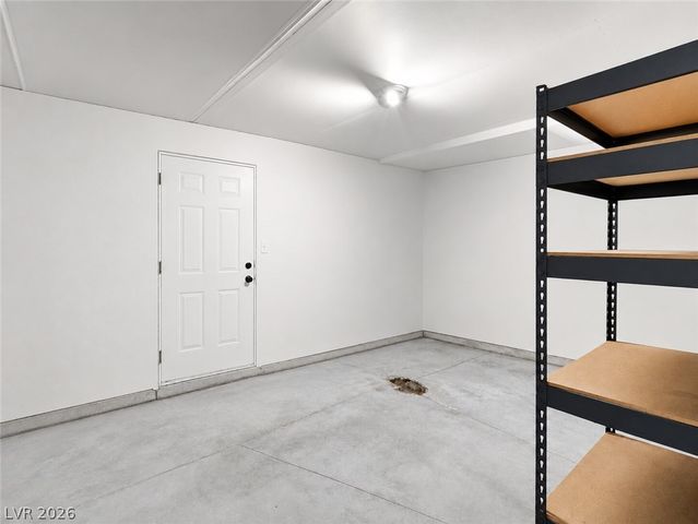 845 Kenny Way, Las Vegas, NV 89107