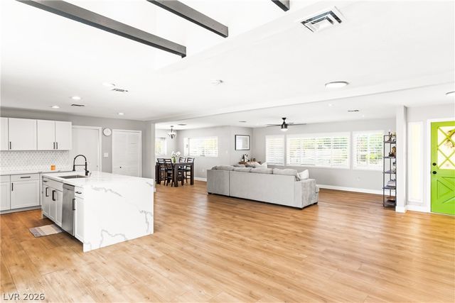 845 Kenny Way, Las Vegas, NV 89107