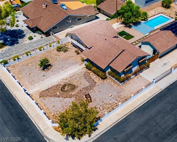 845 Kenny Way, Las Vegas, NV 89107