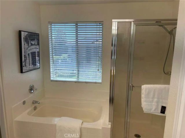 5784 Hacienda Way, Fontana, CA 92336