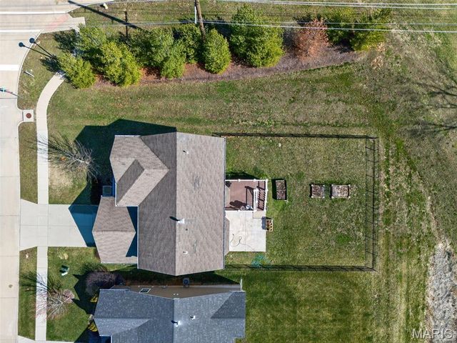 449 Jockeys Run, Wentzville, MO 63385