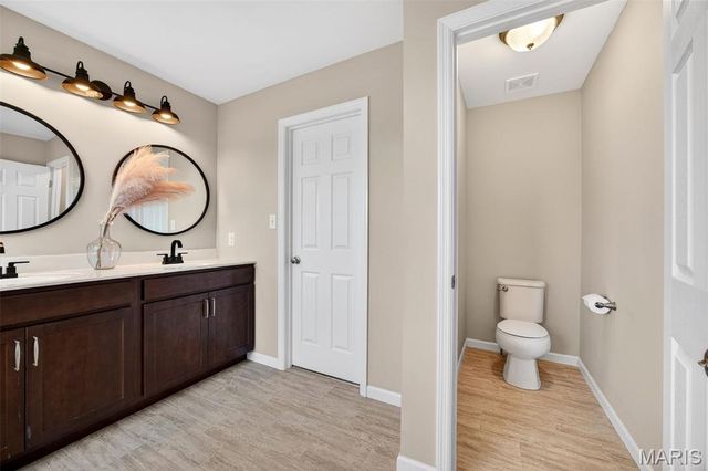 449 Jockeys Run, Wentzville, MO 63385