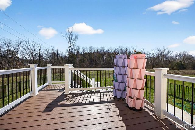 449 Jockeys Run, Wentzville, MO 63385