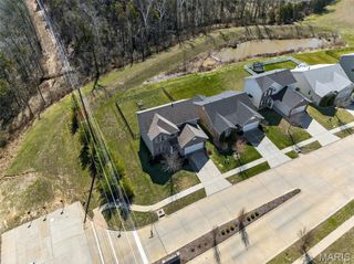 449 Jockeys Run, Wentzville, MO 63385