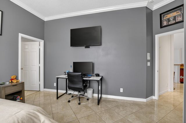 893 Forest Glen Lane, Wellington, FL 33414