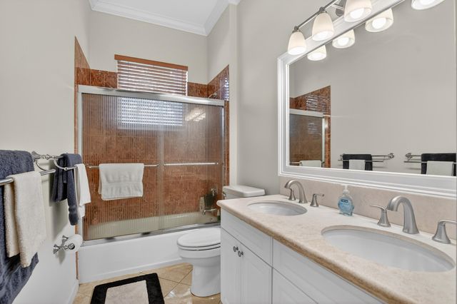 893 Forest Glen Lane, Wellington, FL 33414