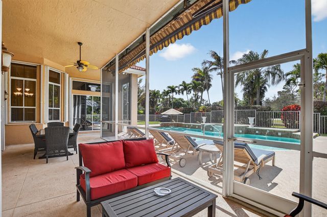 893 Forest Glen Lane, Wellington, FL 33414