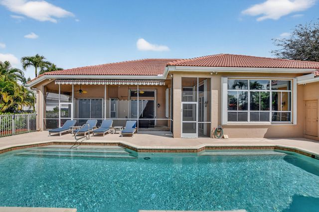 893 Forest Glen Lane, Wellington, FL 33414