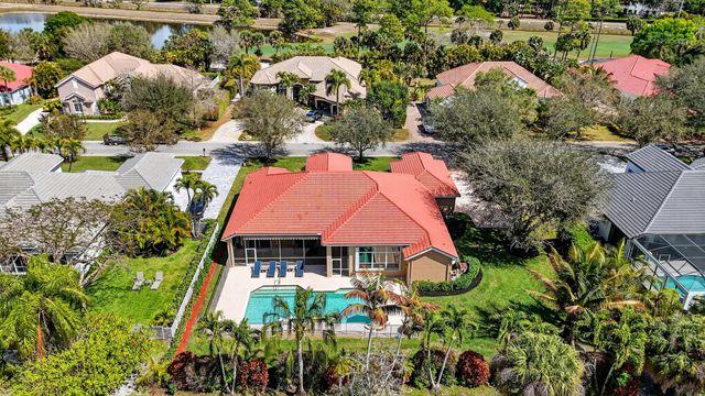 893 Forest Glen Lane, Wellington, FL 33414