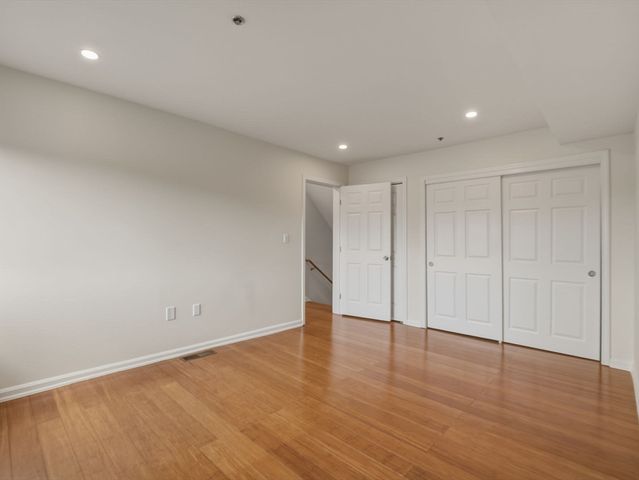 4 Duck Pond Rd 225, Beverly, MA 01915