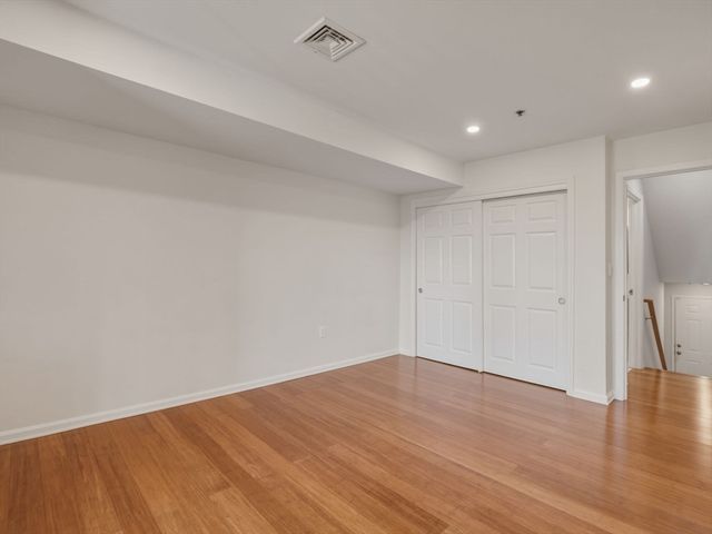 4 Duck Pond Rd 225, Beverly, MA 01915