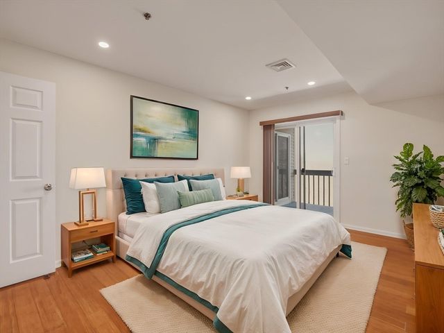 4 Duck Pond Rd 225, Beverly, MA 01915