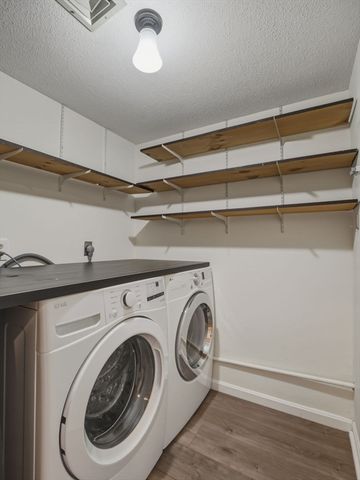 4 Duck Pond Rd 225, Beverly, MA 01915